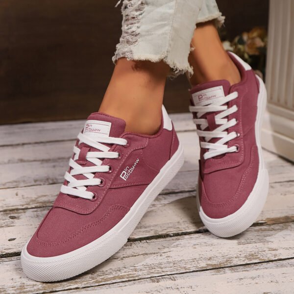 Ladies casual shoes