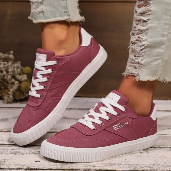Ladies casual shoes