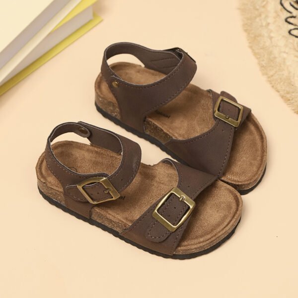 Comfortable children's outdoor sandals