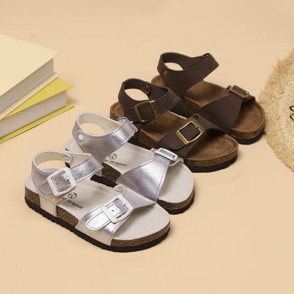 Comfortable children's outdoor sandals